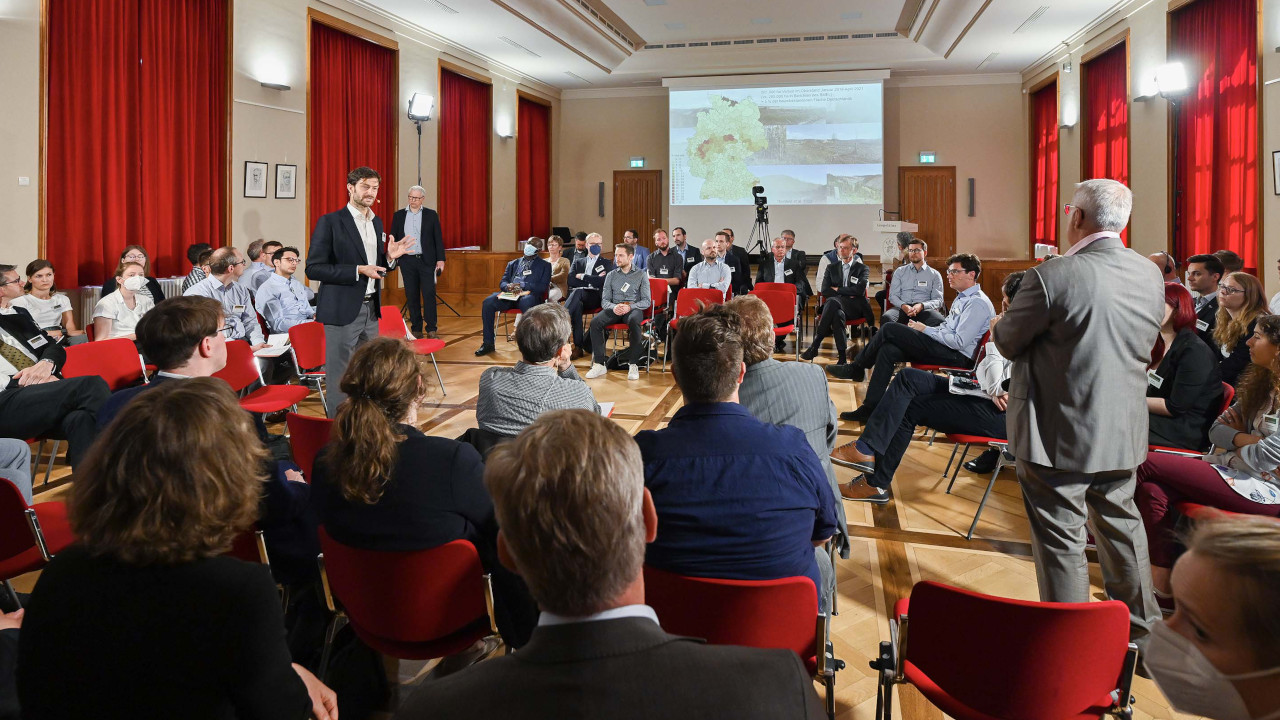 Forumsdiskussion bei der International Bioeconomy Conference in Halle