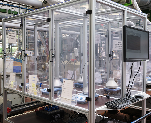 RWTH Aachen Palkovits Heterogene Katalyse und Technische Chemie Technikum Druckexperiment