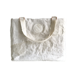 Handtasche aus bakteriell hergestellter Zellulose